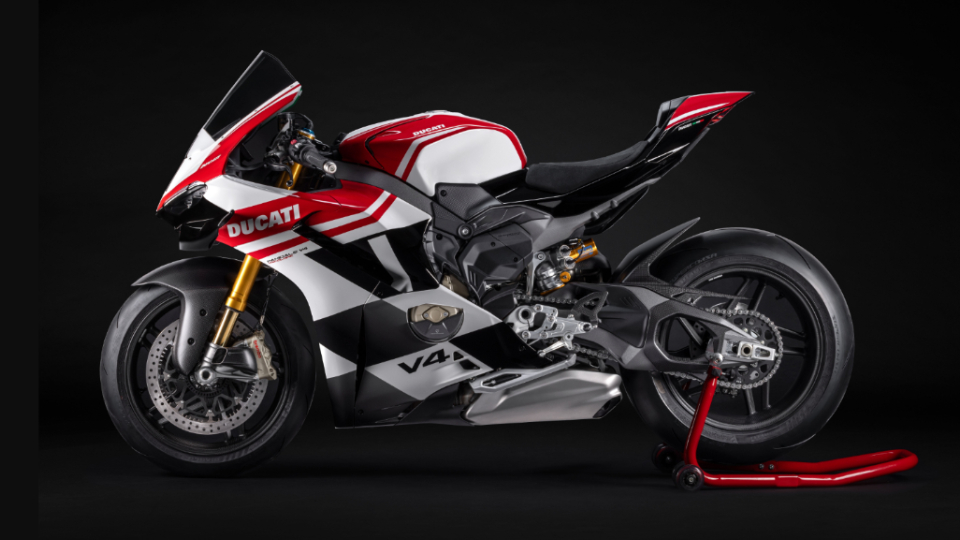 دوکاتی پانیاله V4 تری کولوره